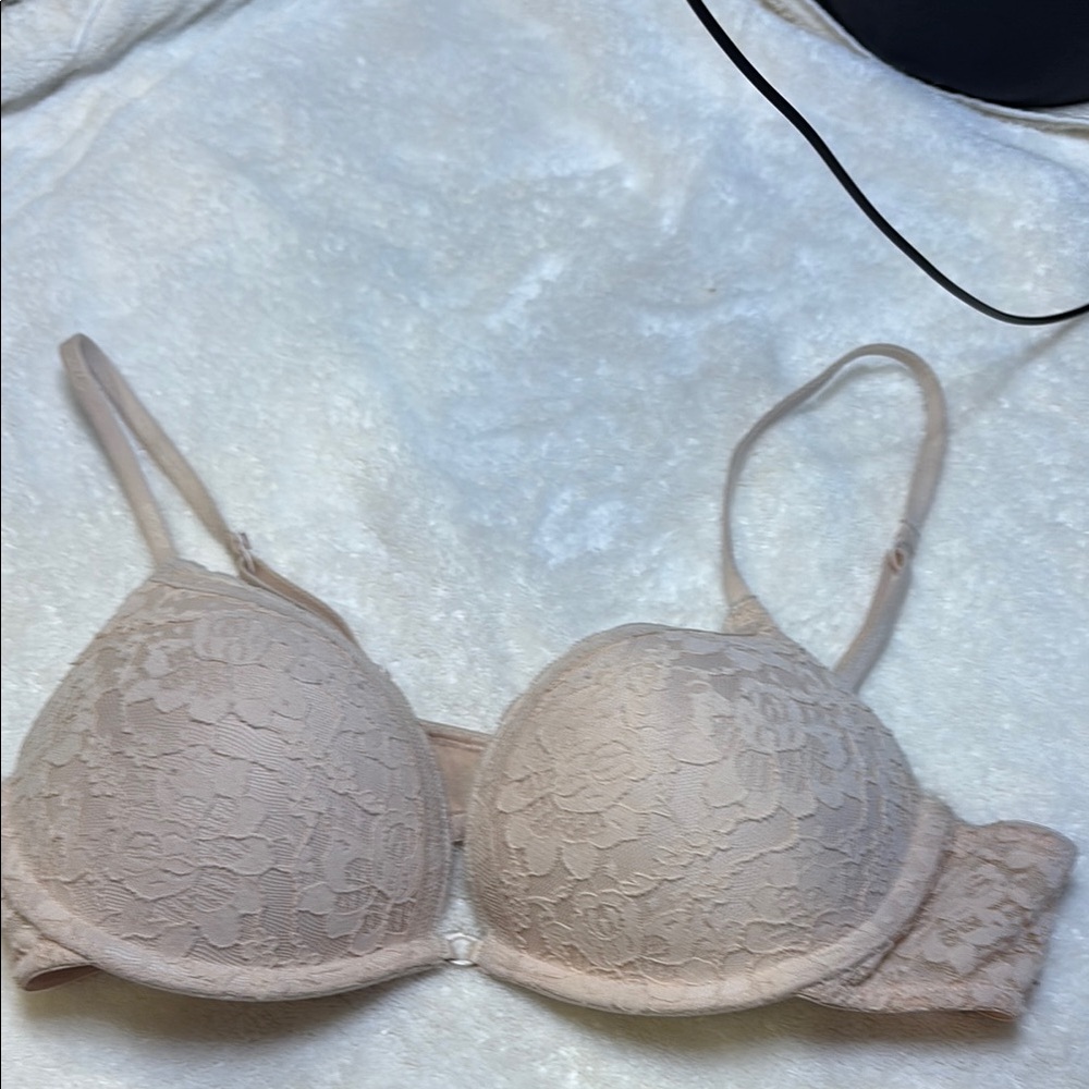 Aerie cream lace padded brand